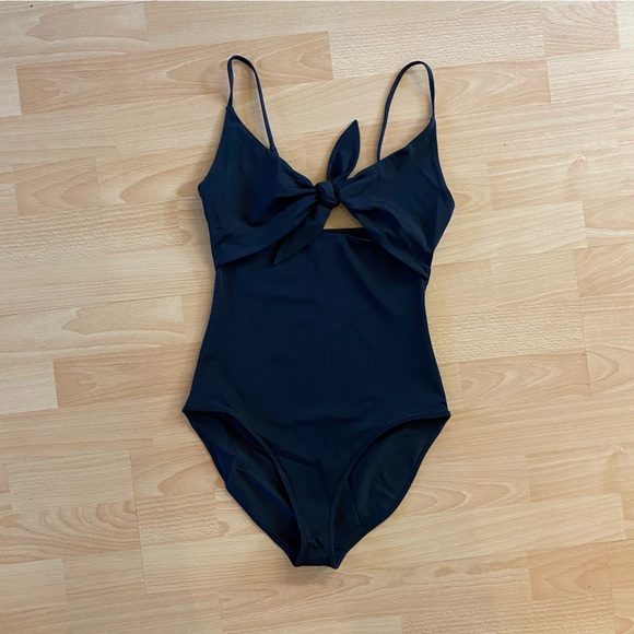 Wilfred Noé Bodysuit - Picture 7 of 13